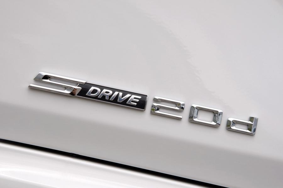  BMW X1 sDrive 2.0d EfficientDynamics Edition 2012 года  (фото 2 из 15)